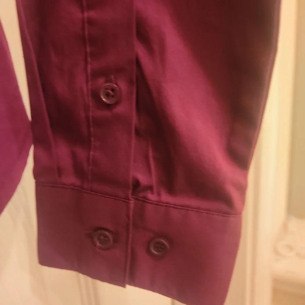 Simply Styled Plum Longsleeve Button Shirt NWT - Picture 5 of 8